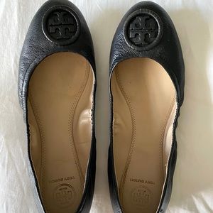 Tory Burch Black Flats Like New size 7